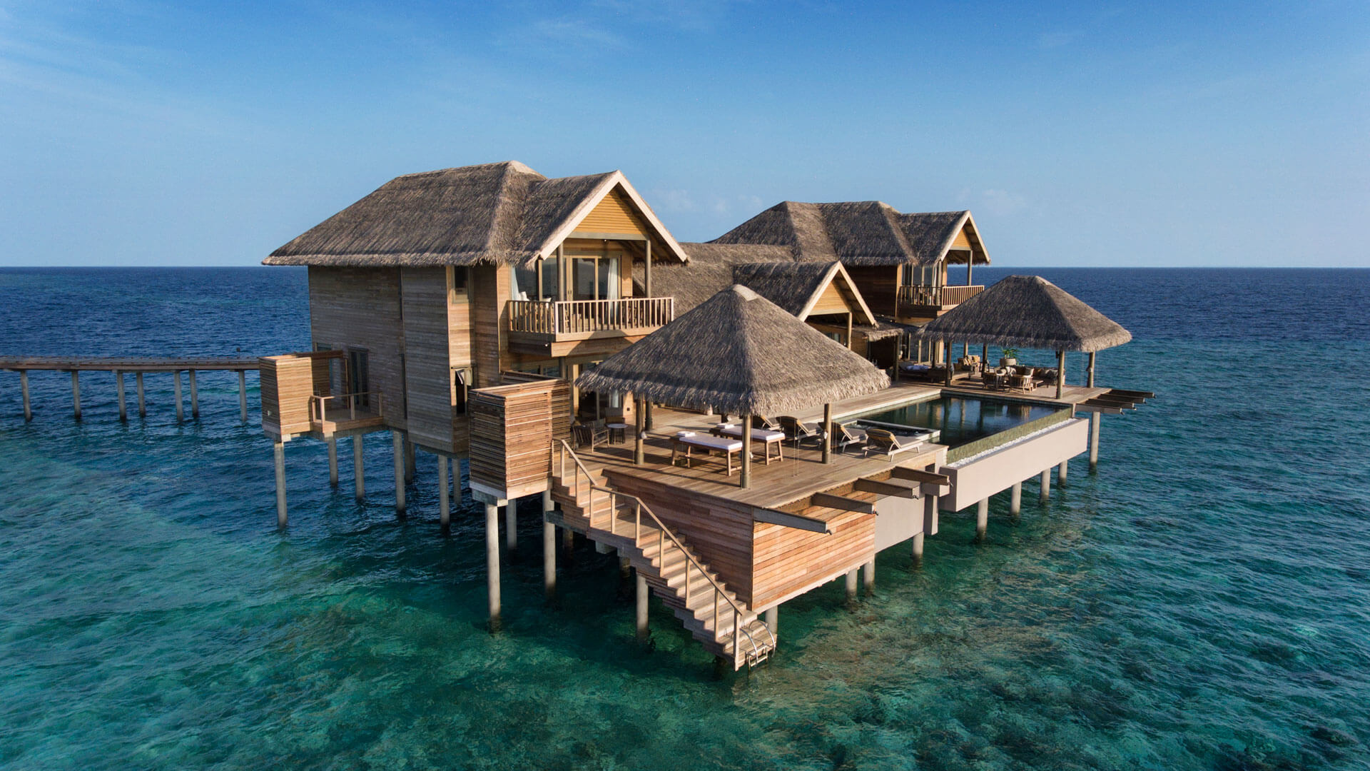 Private Ocean Islands Vakkaru Maldives banner four bedroom suite